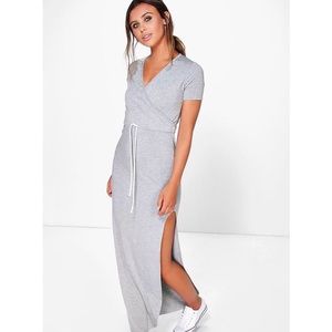 Slit petite maxi dress 🔥